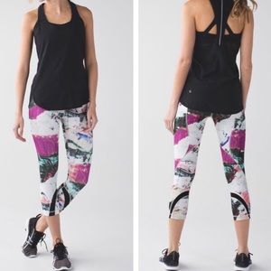 Lululemon Inspire Crop size 8